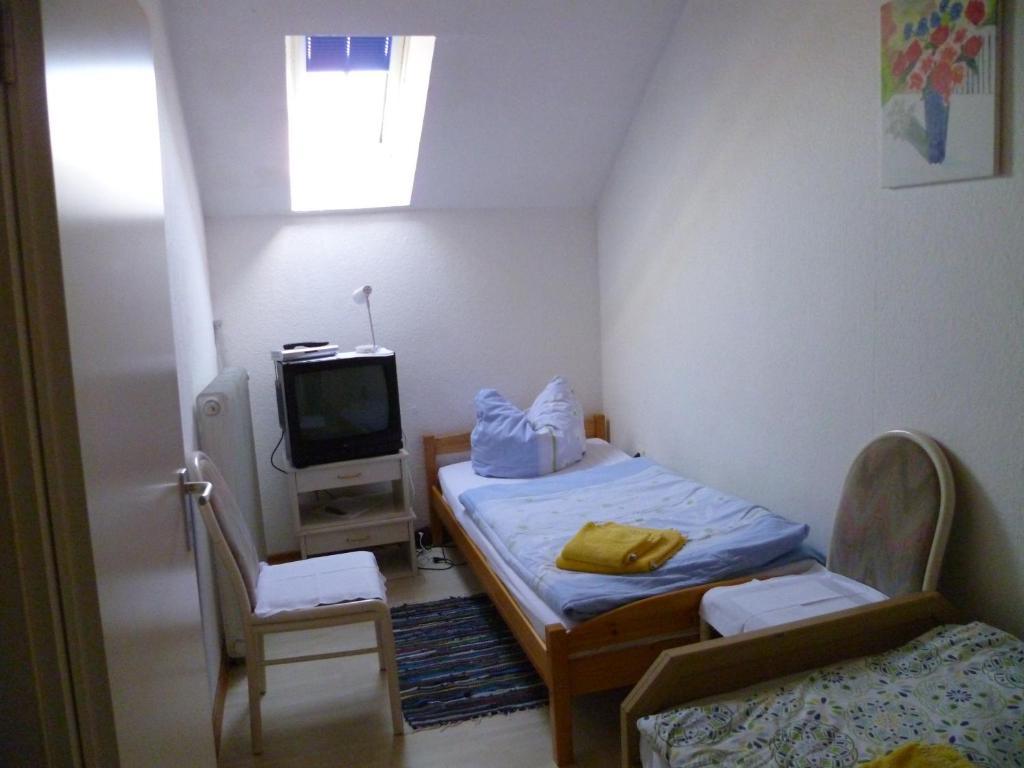 Hotel Rotbuche Westoverledingen Szoba fotó